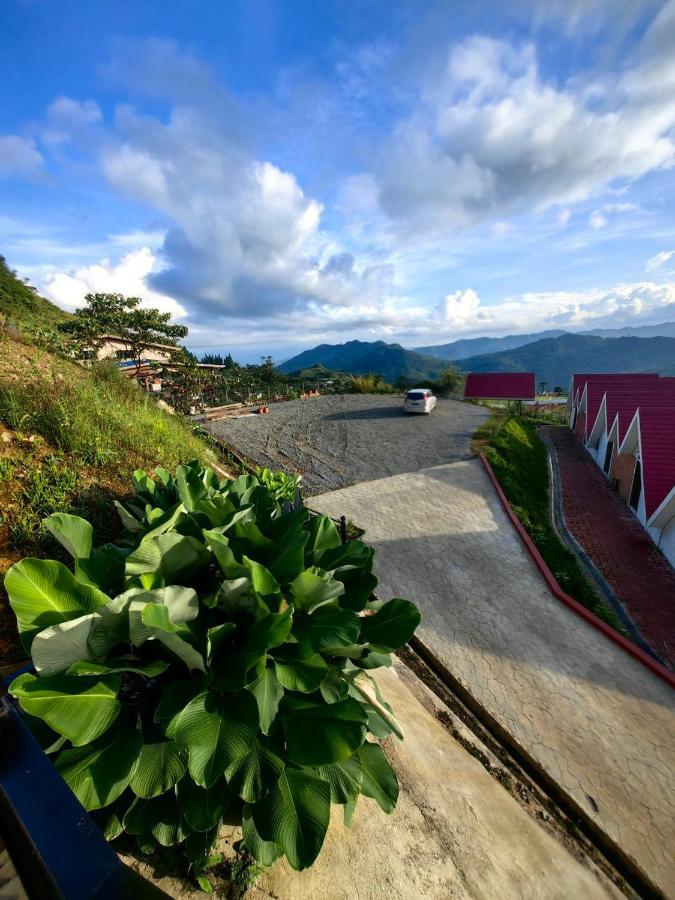 Готель Kundasang Mount Garden Екстер'єр фото